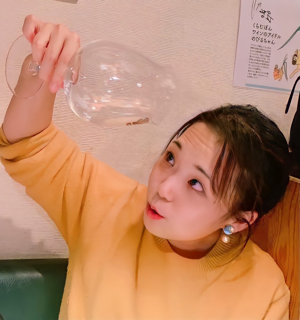 『ワインエキスパートの資格を取得』浅田よわ美　編集・ライター