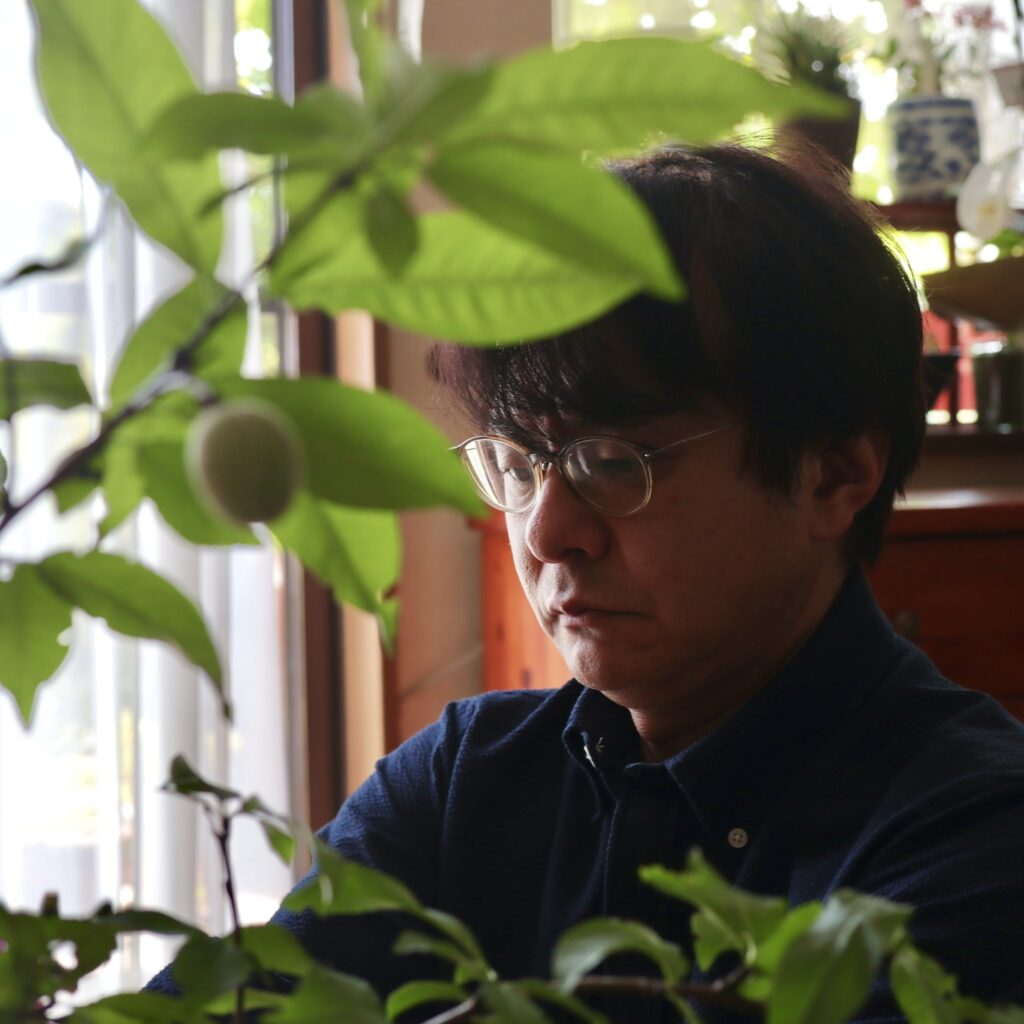 『華道が教えてくれた道』伊賀聡（いが・あきら）　株式会社アキラカ代表