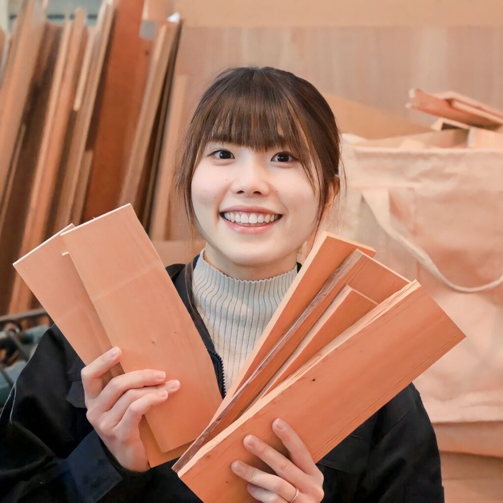 『林野庁を退職し釧路市に移住、えんぴつ作りで林業に貢献したい』五十部有紀　まちまちえんぴつ 代表