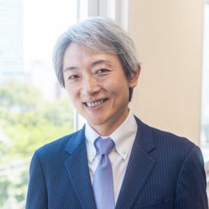 『社会人10年目、35歳で白髪染めをやめることを決意』登坂淳一　フリーアナウンサー