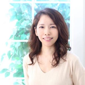 『母の死を機に、専業主婦から薬剤師の道へ』柴田未央 株式会社ユーブローム 代表取締役