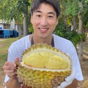 『タイに移住し、ドリアンの栽培に挑戦』坂井達弥　サッカー元日本代表／ドリアン農家修業中