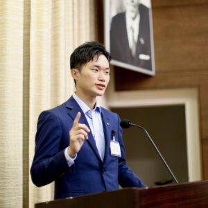 『政治の世界を志し、松下政経塾への入塾を決意』伊崎大義　松下政経塾 卒業生