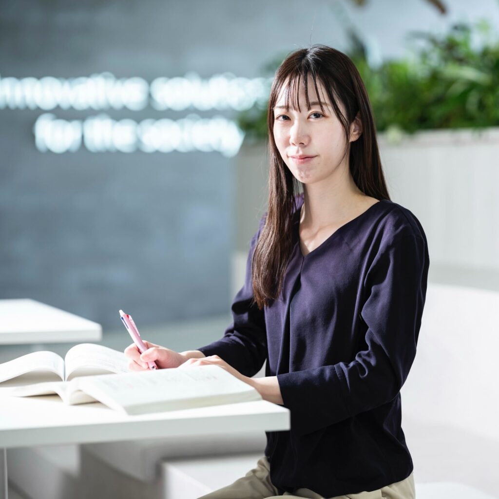 『社会保険労務士の資格を取得』A・A  八千代エンジニヤリング株式会社